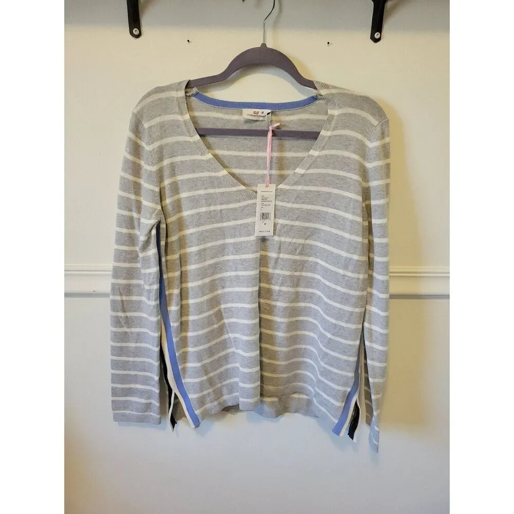 Nwt womens sz Medium vineyard vines side seam stripe v neck light grey sweater - Picture 2 of 6